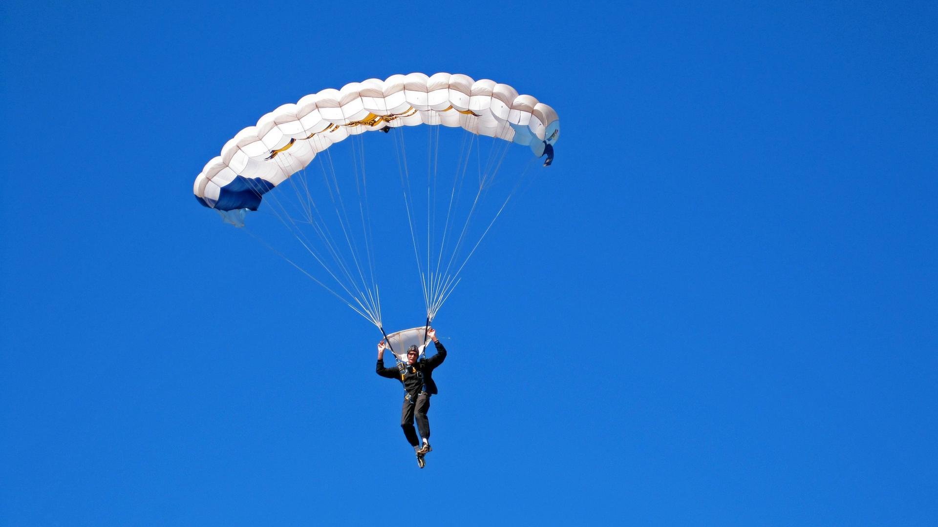 历史“经典瞬间”：运动员“传奇”一刻永载史册！